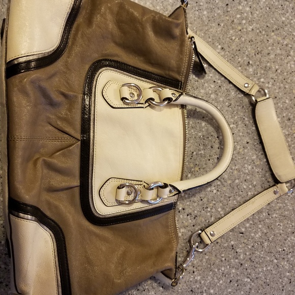 Coach Purse - Picture 4 of 6